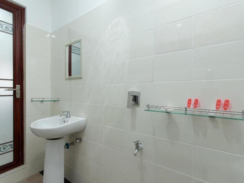 Oyo 44011 Weng Bee Guest House Kota Kinabalu Exterior foto