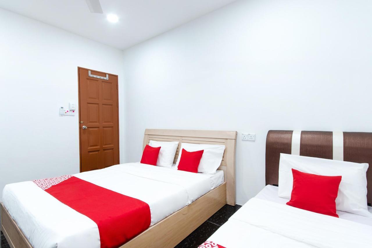 Oyo 44011 Weng Bee Guest House Kota Kinabalu Exterior foto