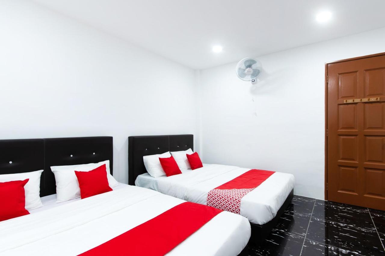 Oyo 44011 Weng Bee Guest House Kota Kinabalu Exterior foto